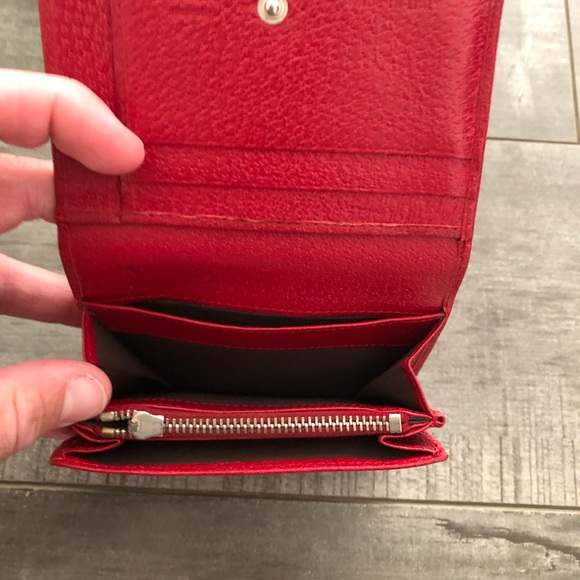 Vintage Prada wallet - Picture 3 of 4